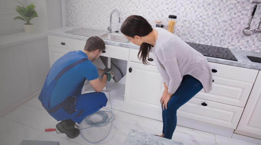 Local water heater installation in Wickett, TX